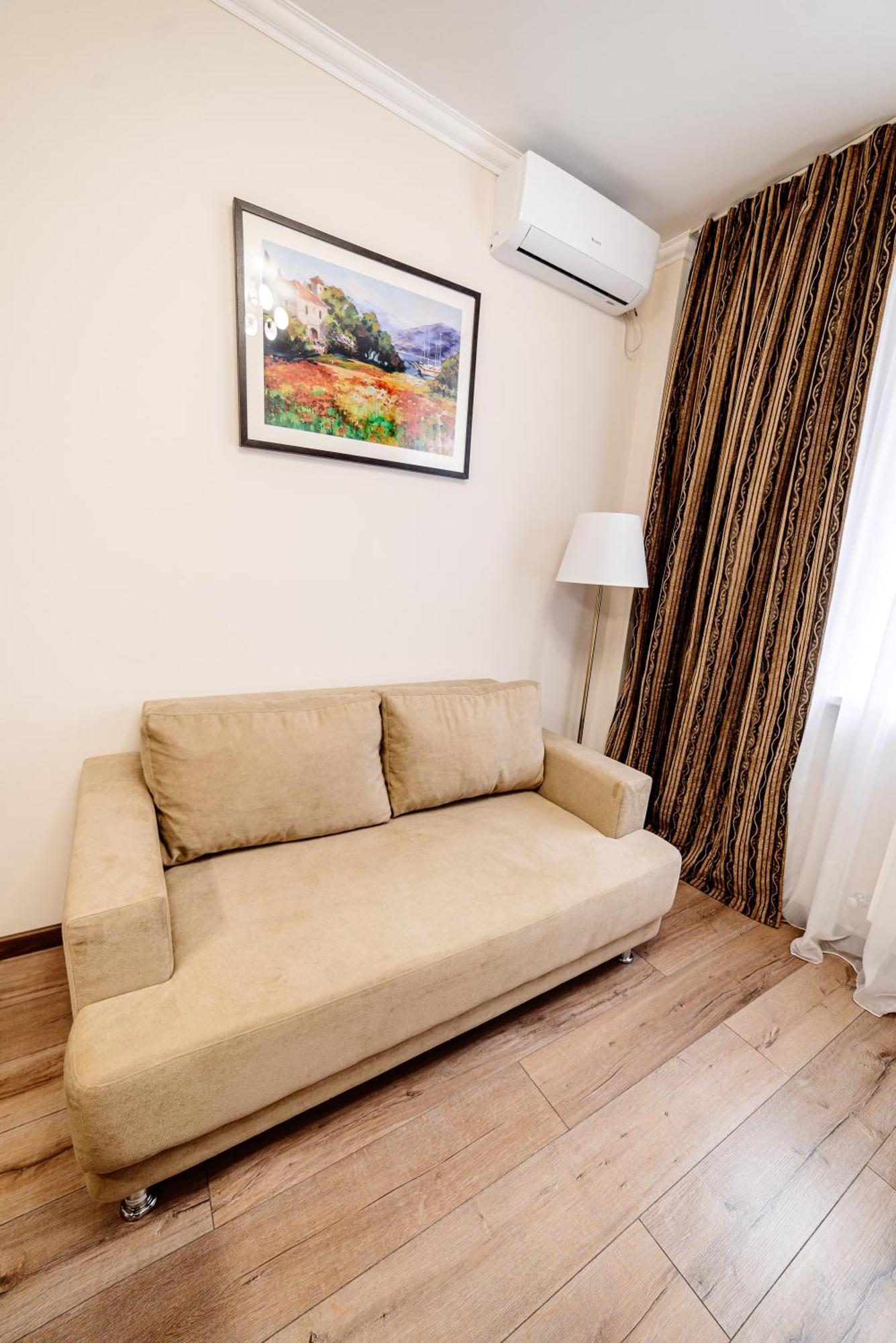 Aksay Chagala Hotel Aksai מראה חיצוני תמונה