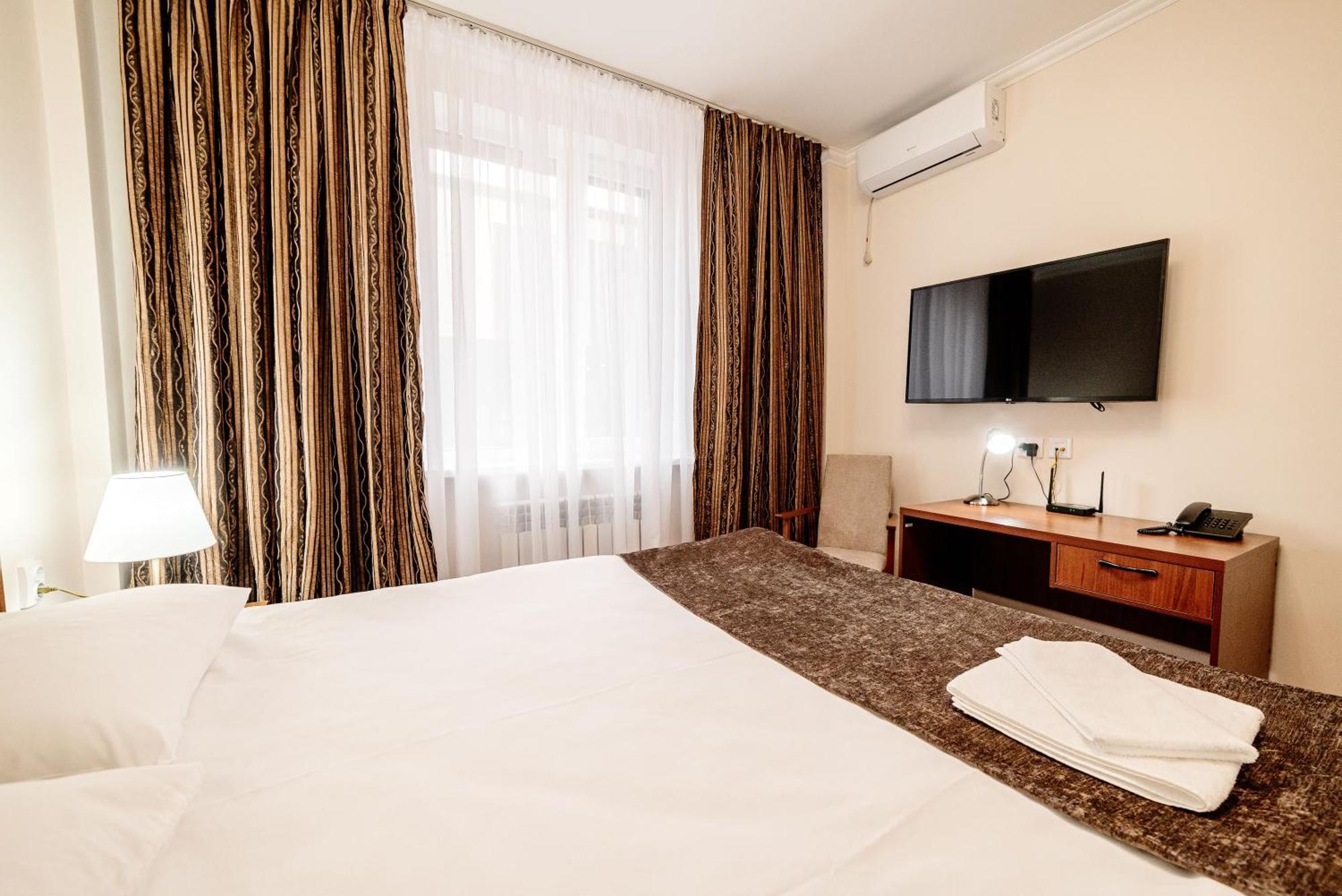 Aksay Chagala Hotel Aksai מראה חיצוני תמונה
